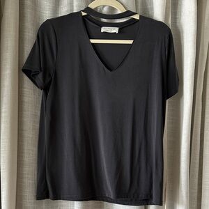 Lavender Field Elegant Black Short Sleeve Tee